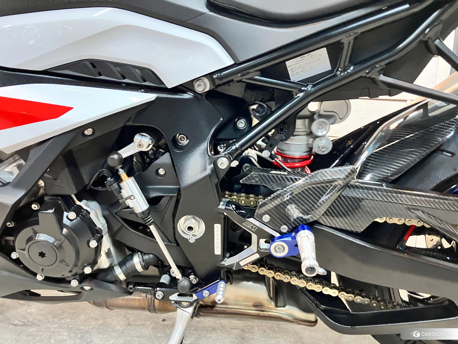 Проданный BMW S1000RR M PACKAGE id 4391967 из Японии, фото 11