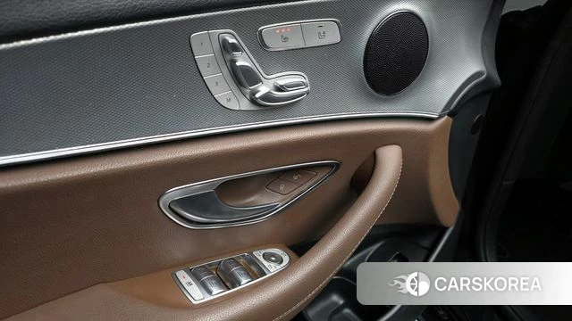 Mercedes-Benz E-Class W213 id 4232584 из Кореи 11