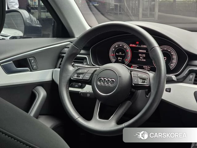 Audi A4L id 4182497 из Китая 11