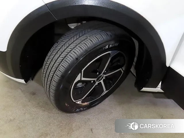 Kia Di Ol Nu Niro id 3438035 из Кореи 11