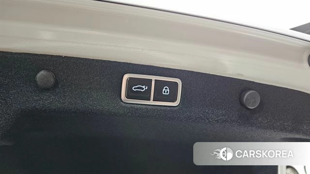 Hyundai Grandeur Hybrid (GN7) id 3870758 из Кореи 11