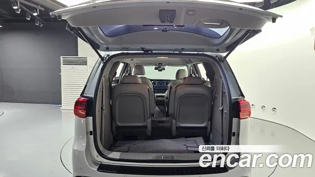 Kia The New Carnival id 2917628 из Кореи 11