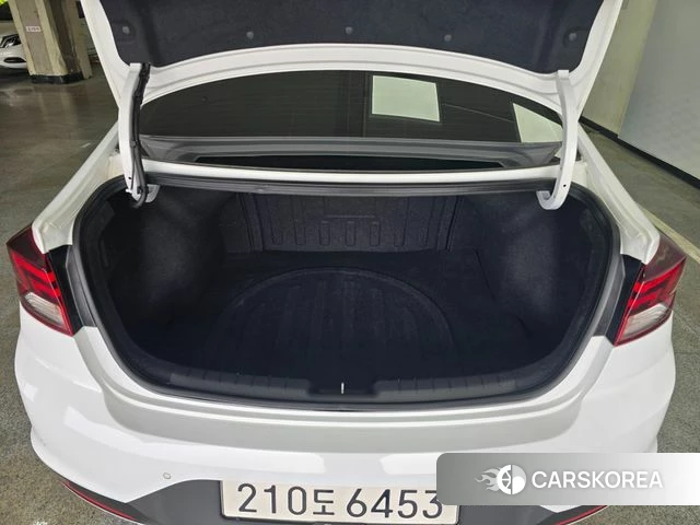 Hyundai The New Avante AD id 4317828 из Кореи 11