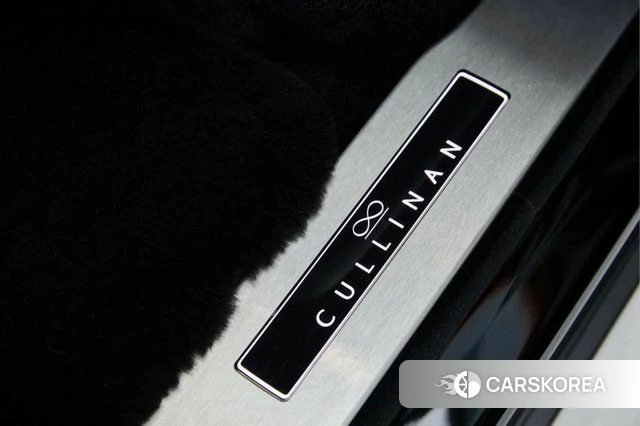 Rolls-Royce Cullinan id 4630656 из Кореи 11