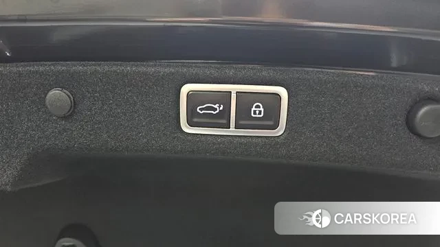 Hyundai Grandeur (GN7) id 3487313 из Кореи 11