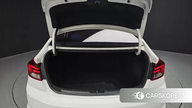 Hyundai The New Avante AD id 3748301 из Кореи 11