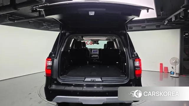 Ford Expeditation id 3306503 из Кореи 11