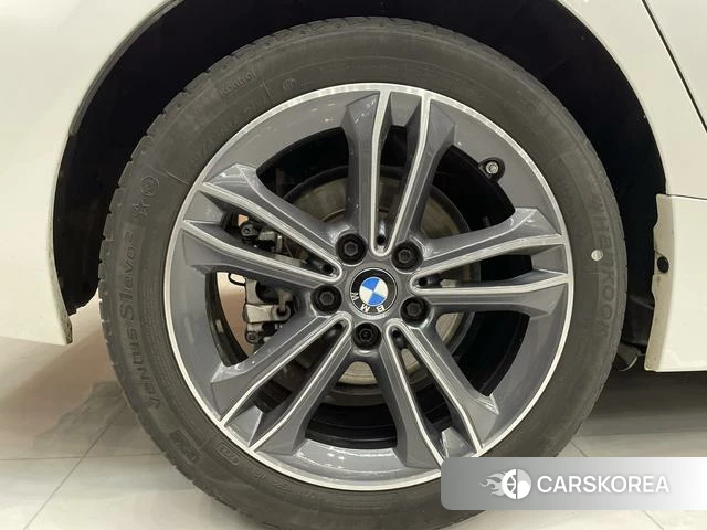BMW 1 series id 4276399 из Китая 11