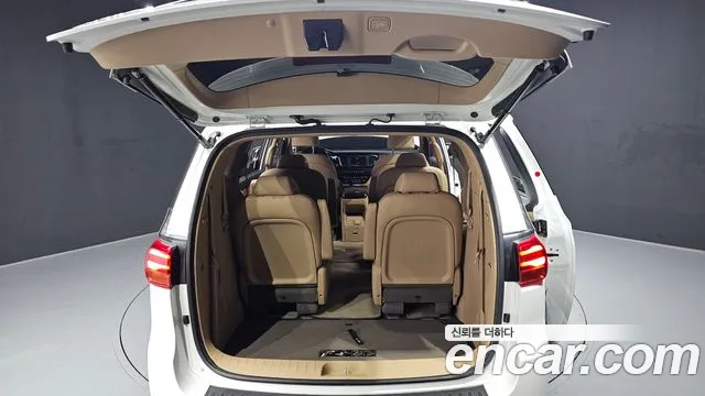 Kia The New Carnival id 2331763 из Кореи 11