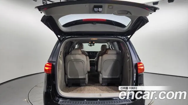 Kia The New Carnival id 2834500 из Кореи 11