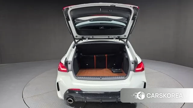 BMW 1 Series (F40) id 3007632 из Кореи 11