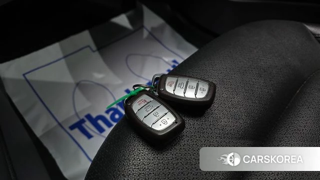 Hyundai Avante AD id 4225669 из Кореи 11