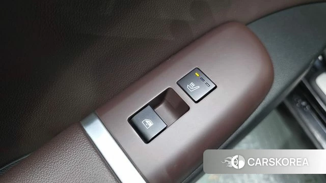 Hyundai Grandeur (GN7) id 3914992 из Кореи 11