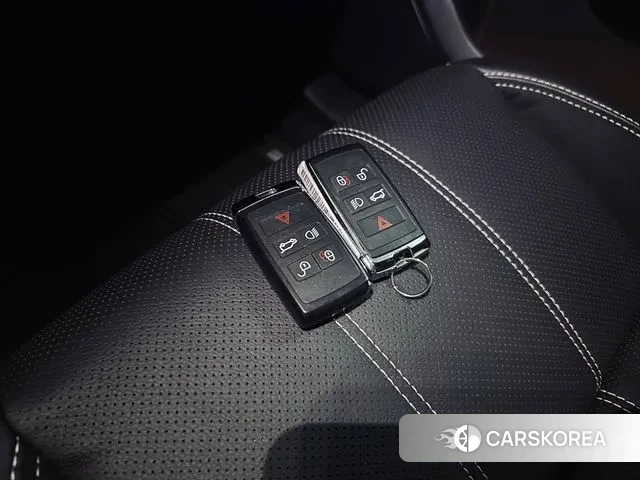 Land Rover Range Rover Velar id 2973831 из Кореи 11