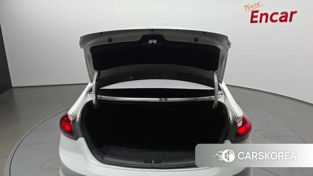 Hyundai Avante AD id 4403543 из Кореи 11
