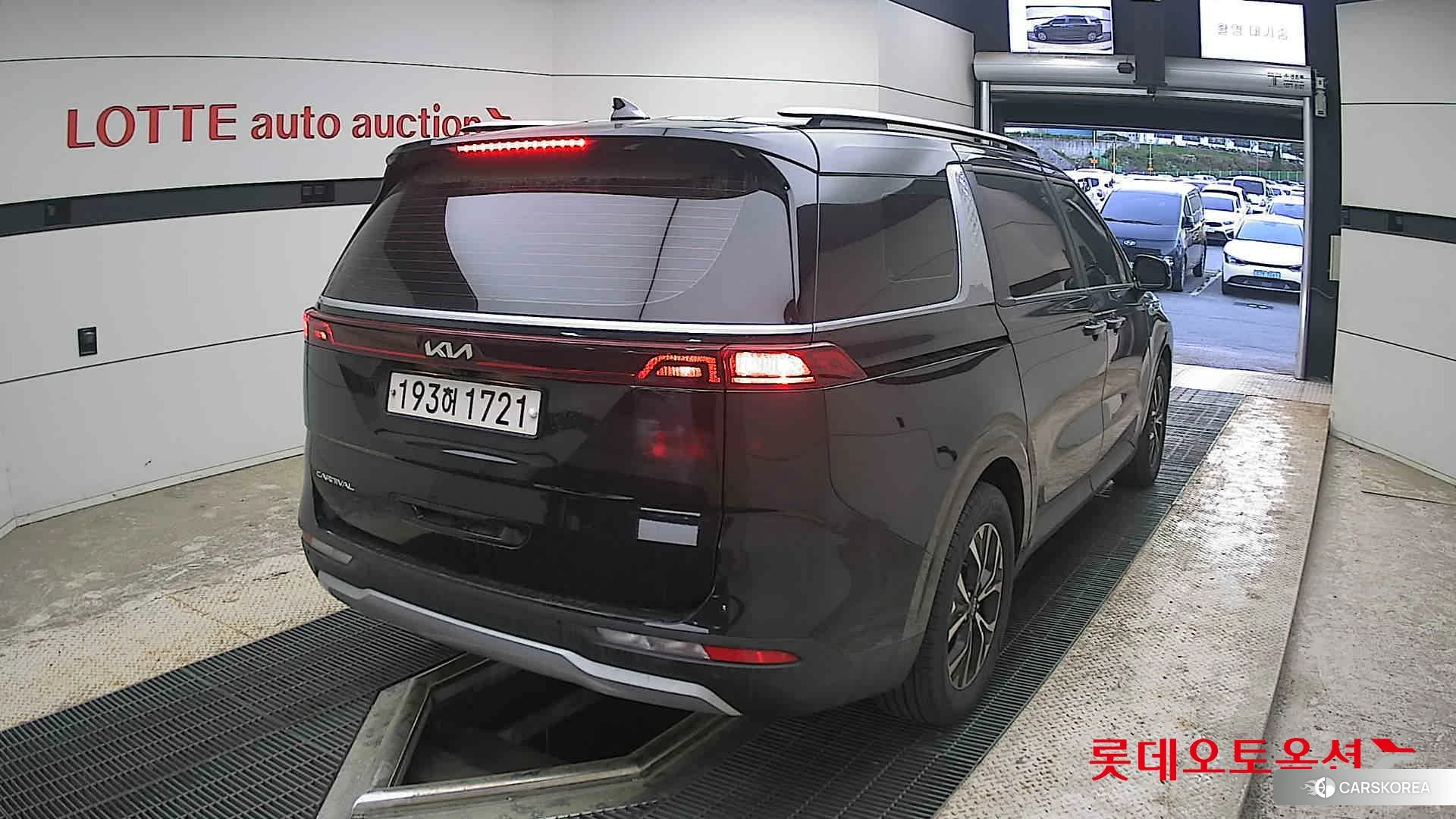 Kia Carnival id 4296858 из Кореи 11