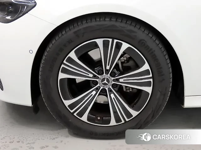 Mercedes-Benz E-Class W214 id 3486998 из Кореи 11