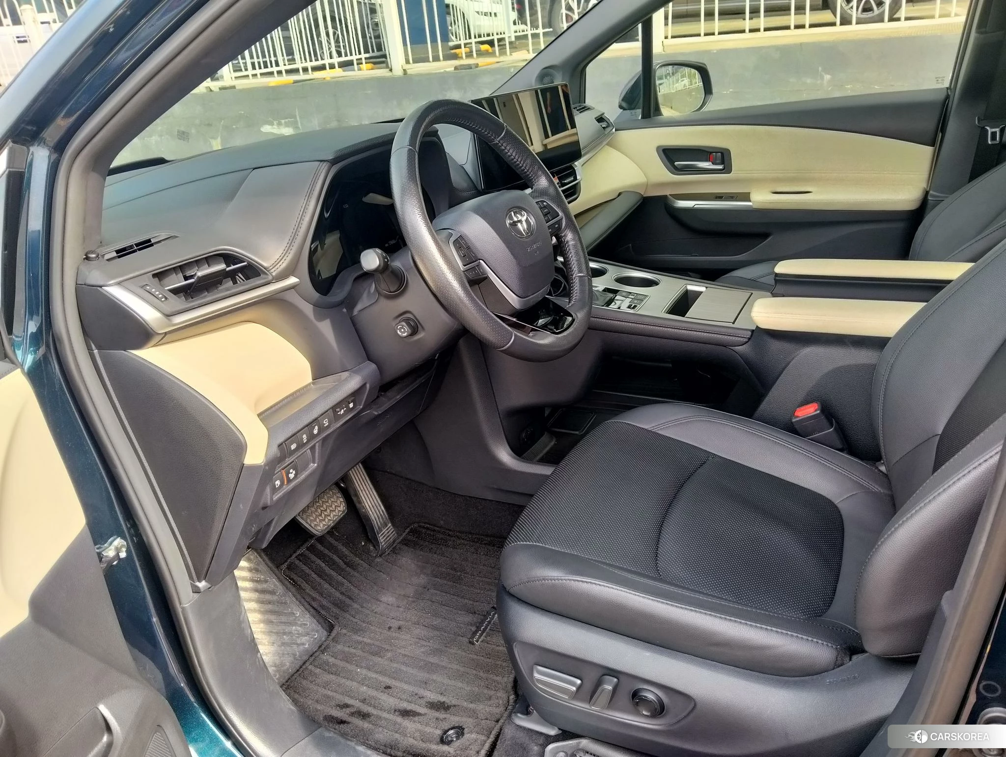 Toyota Grevia id 4504889 из Китая 11