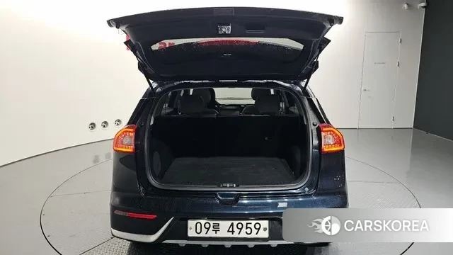 Kia Niro id 3713878 из Кореи 11