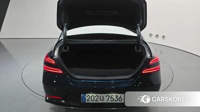 Genesis The New G70 id 4323456 из Кореи 11