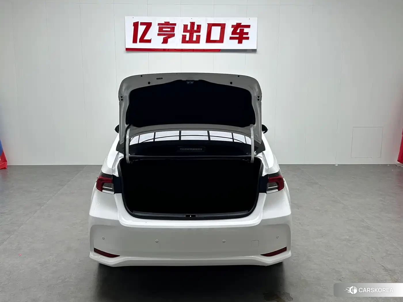 Toyota Corolla id 4681180 из Китая 11