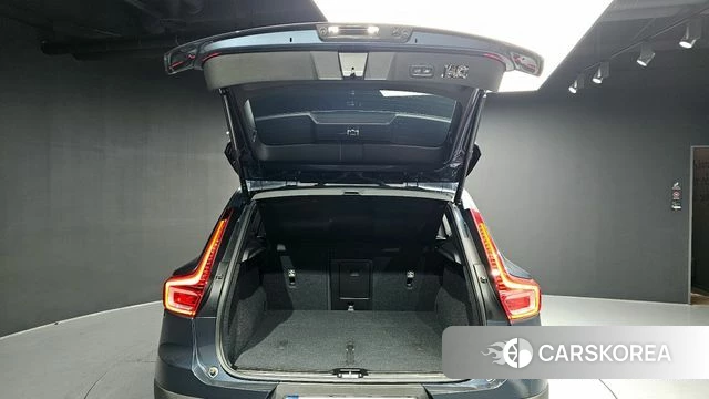 Volvo XC40 id 3840010 из Кореи 11