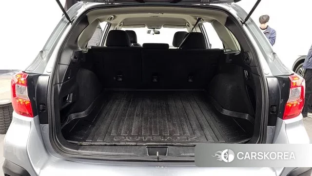 Subaru Outback id 3612274 из Кореи 11