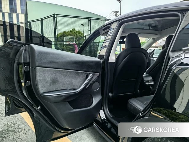 Tesla Model Y id 4229197 из Китая 11