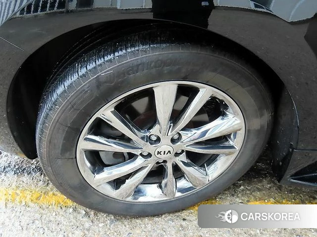 Kia The New Carnival id 4557389 из Кореи 11