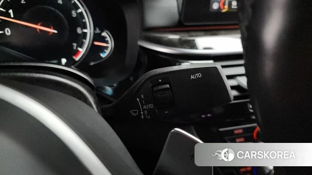 BMW 5 Series (G30) id 3925166 из Кореи 11