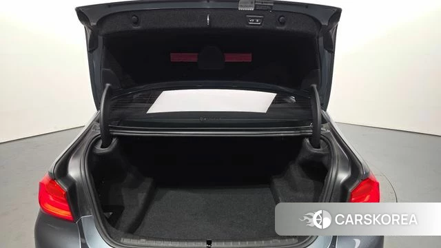 BMW 5 Series (G30) id 4689537 из Кореи 11