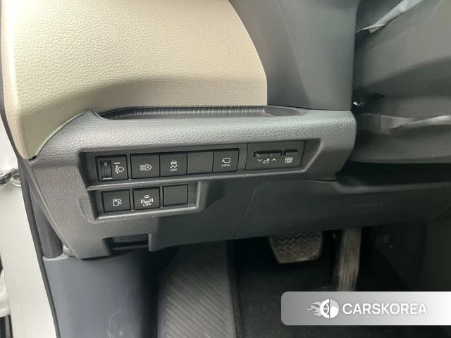 Toyota Saina id 4261228 из Китая 11