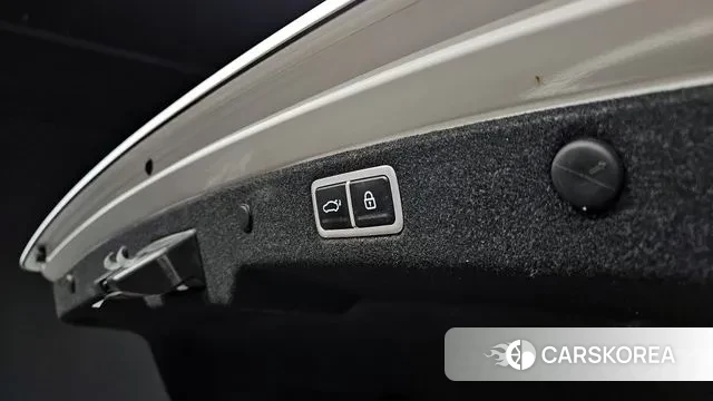 Hyundai Grandeur (GN7) id 3751932 из Кореи 11