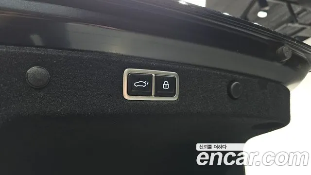 Hyundai Grandeur Hybrid (GN7) id 2706403 из Кореи 11