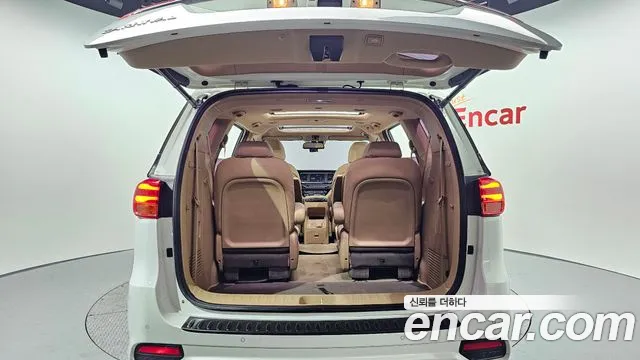 Kia The New Carnival id 2324478 из Кореи 11