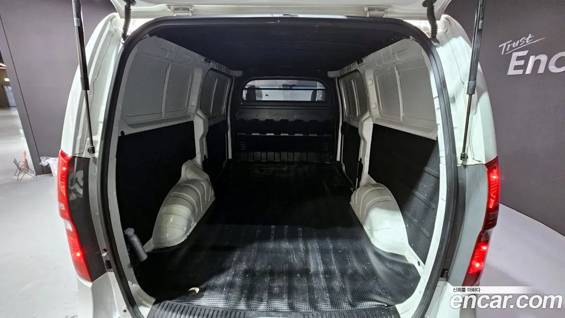 Hyundai The New Grand Starex id 2107797 из Кореи 11