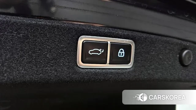 Hyundai Grandeur (GN7) id 3431756 из Кореи 11