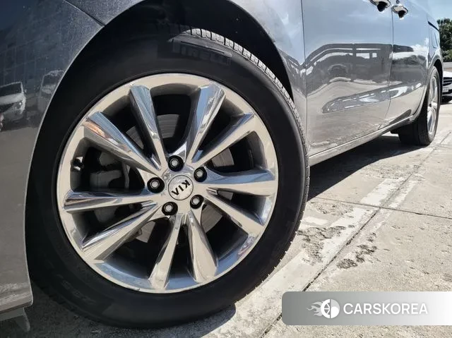 Kia The New Carnival id 3139746 из Кореи 11