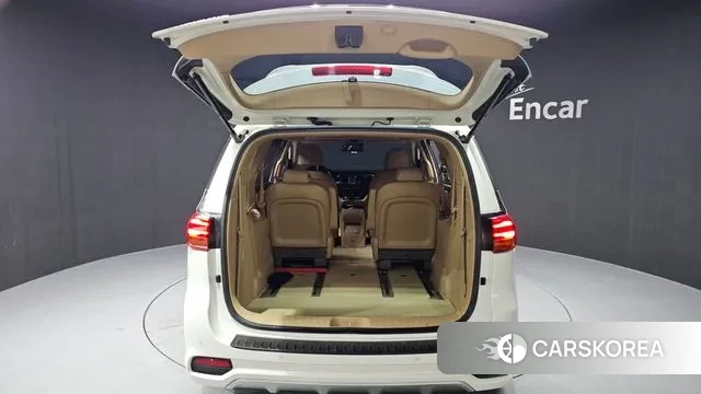 Kia The New Carnival id 3703732 из Кореи 11