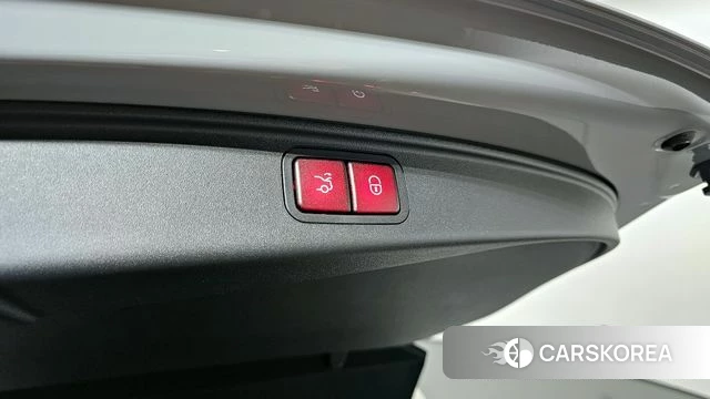 Mercedes-Benz AMG GT C192 id 4374944 из Кореи 11