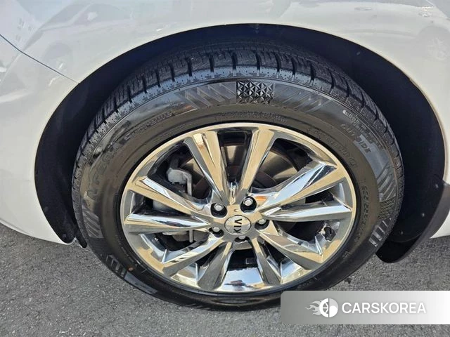 Kia The New Carnival id 3801345 из Кореи 11