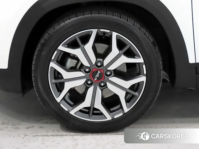 Kia Seltos id 4601339 из Кореи 11