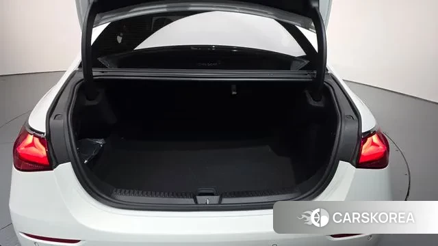 Mercedes-Benz E-Class W214 id 3353358 из Кореи 11