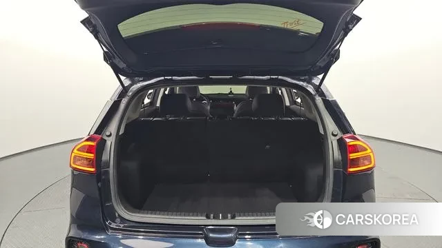 Kia The New Niro id 3621639 из Кореи 11