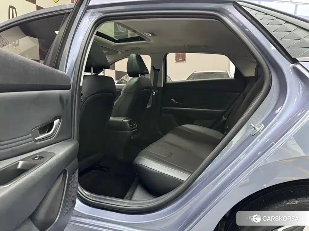 Hyundai Elantra id 4669322 из Китая 11