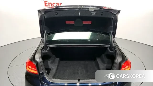 BMW 5 Series (G30) id 3460167 из Кореи 11