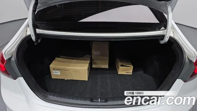 Hyundai Avante AD id 2876663 из Кореи 11