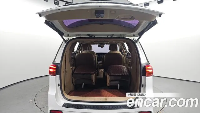 Kia The New Carnival id 2387823 из Кореи 11