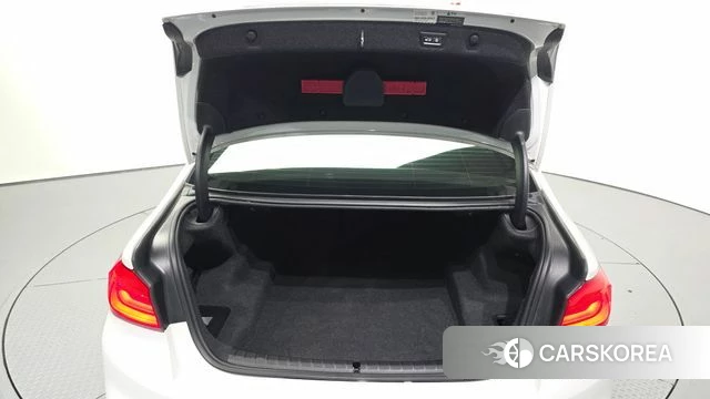 BMW 5 Series (G30) id 4689181 из Кореи 11