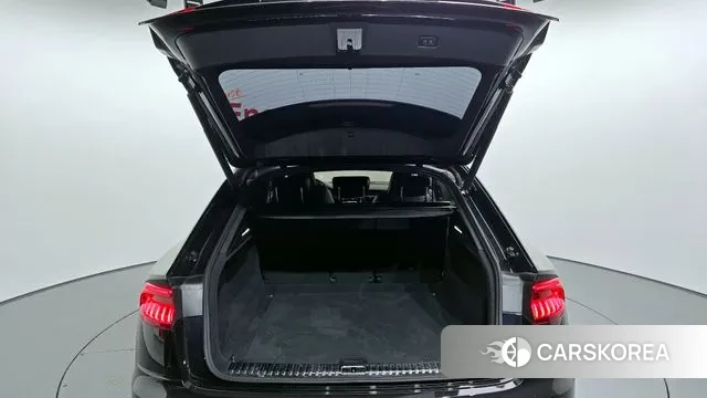 Audi Q8 (4M) id 2985532 из Кореи 11